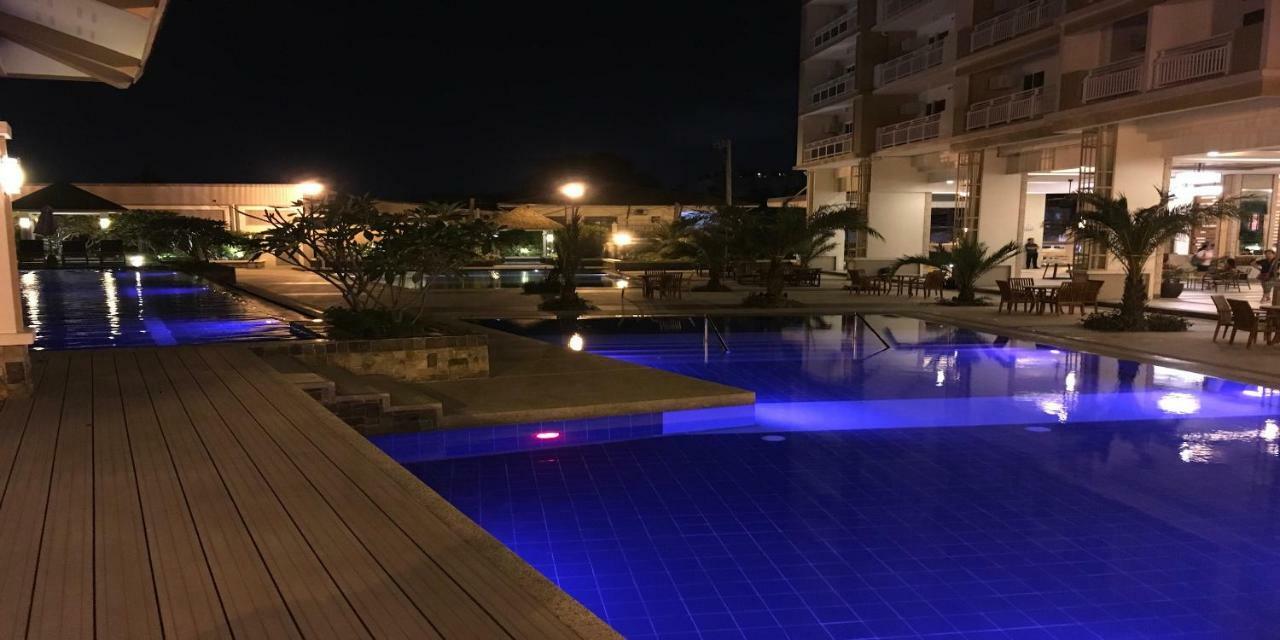 Viera Residence Manila Exterior foto
